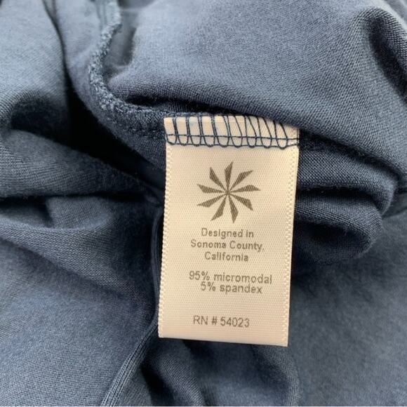 Athleta In A Twist Short Sleeve Dress Size Medium - Picture 4 of 6